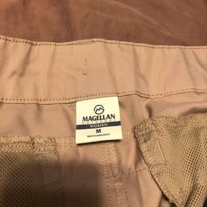 Ladies Magellan Capris.